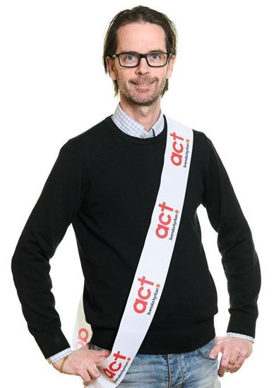 Bild på Axelbanderoll Act Svenska kyrkan