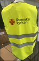 Bild på Väst med reflexband. Svenska kyrkan. Nya logotypen. OBS! Small/medium. Tillfällig upplaga.